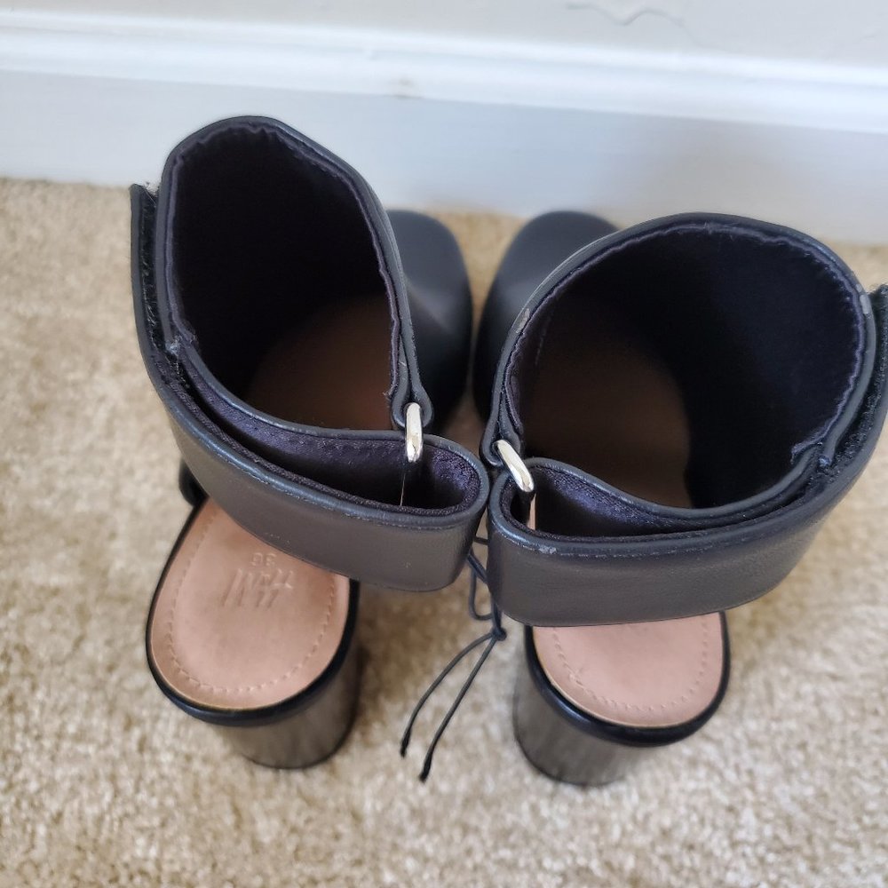 Open-heeled Boots - Picture 5 of 9